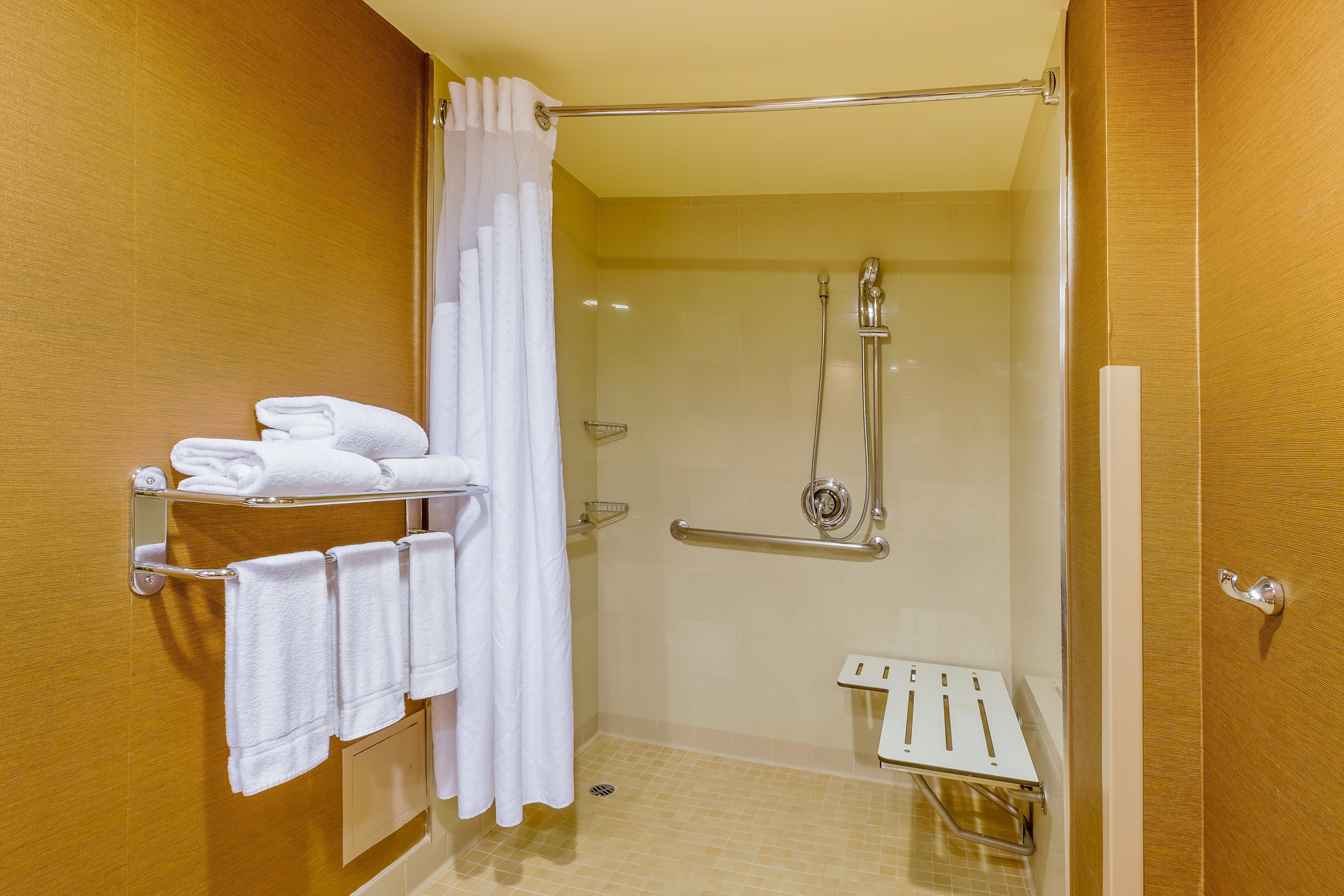Angeles Gateway-torrance By Ihg