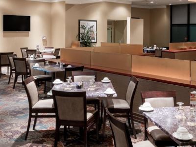 Angeles Gateway-torrance By Ihg Hotel