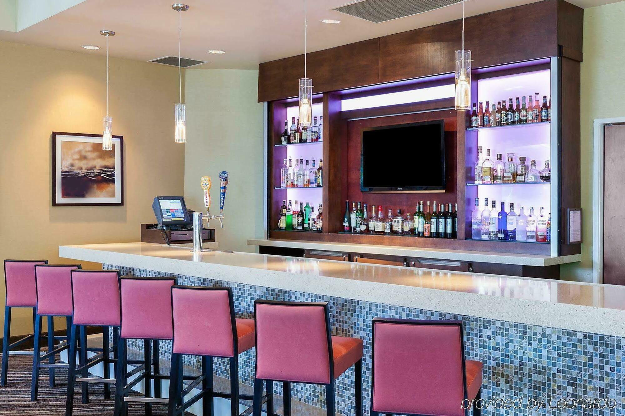 Angeles Gateway-torrance By Ihg Hotel