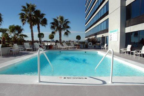 Hotel Angeles Gateway-torrance By Ihg